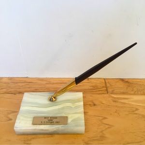 Vintage Sheaffer’s Desk Pen 1963 Chicago FBI OS Brown Fountain Pen 14k USA